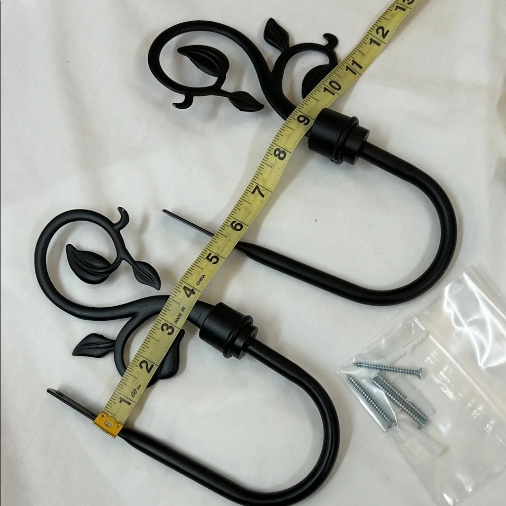 Stylish Black Leaf Wall Drapery Curtain Holdback Tieback Hooks Set of 2